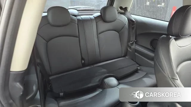 Mini Cooper 2019 Серебряный из Кореи, фото 3