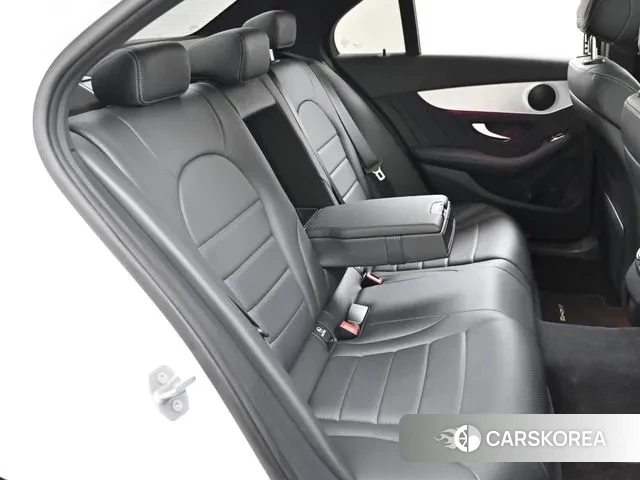 Mercedes-Benz C-Class W205 2021 Белый из Кореи, фото 3