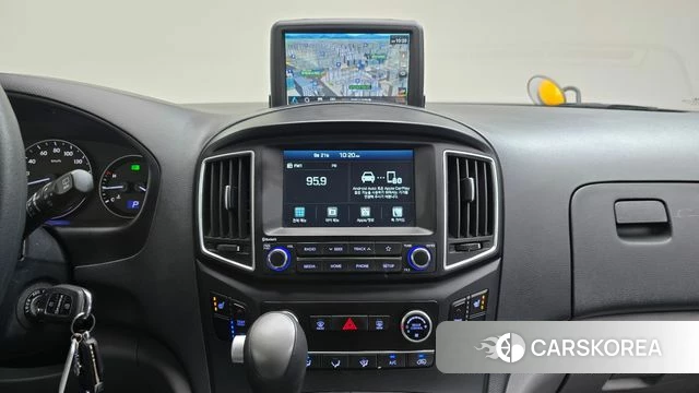Hyundai The New Grand Starex 2019 Желтый из Кореи, фото 3