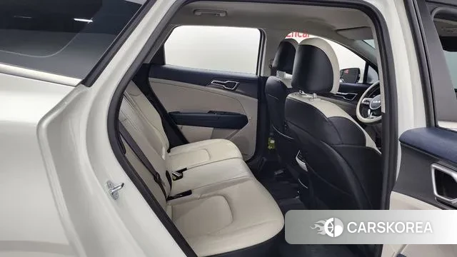 Kia Sportage 5th Generation 2022 Белый из Кореи, фото 3