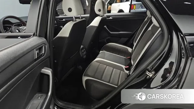 Volkswagen T-Roc 2021 Черный из Кореи, фото 3