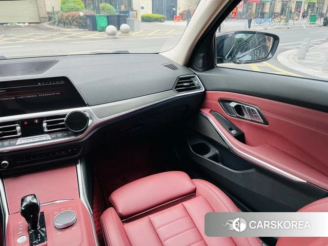 BMW 3 series 2021 Черный из Китая, фото 3