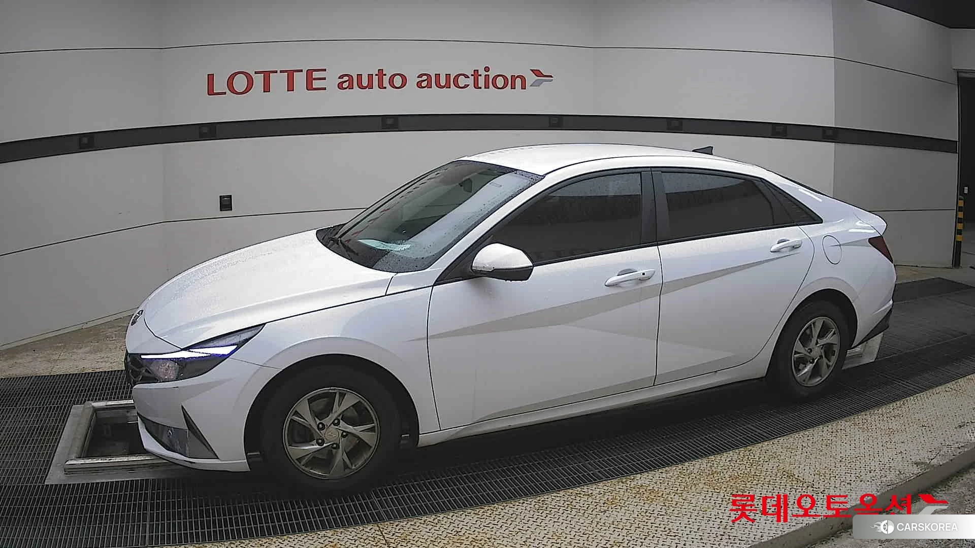 Hyundai Avante 2021 Polar White из Кореи, фото 3