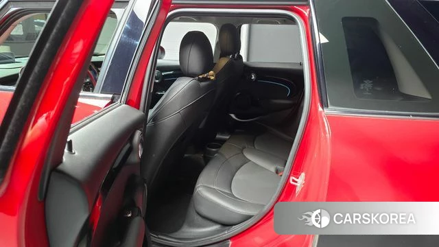 Mini Cooper 2023 Красный из Кореи, фото 3