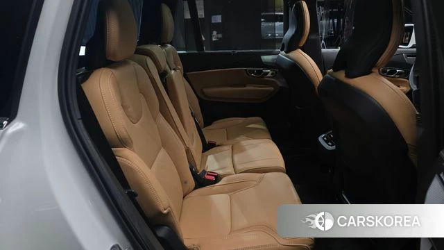 Volvo XC90 second Generation 2025 Белый из Кореи, фото 3
