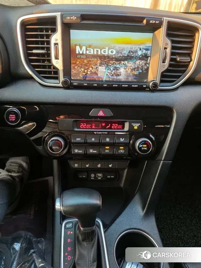 Kia Sportage 4th Generation 2018 Белый из Кореи, фото 3