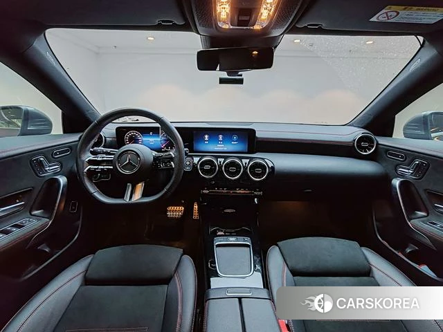Mercedes-Benz CLA (import) 2025 Темно-серый из Китая, фото 3