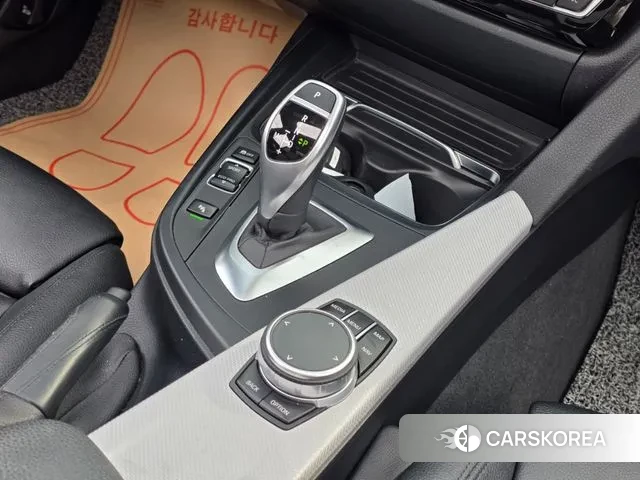 BMW 3 Series (F30) 2018 Белый из Кореи, фото 3