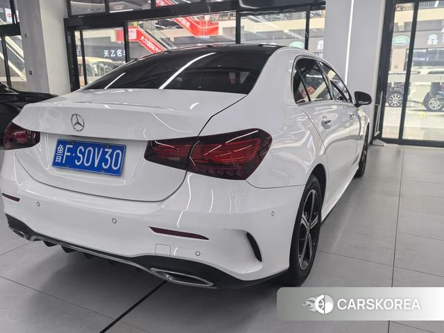 Mercedes-Benz Class A 2024 Белый из Китая, фото 3