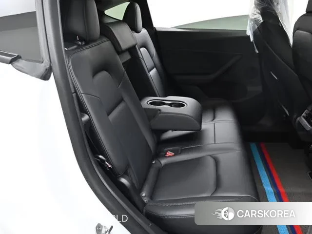 Tesla Model Y 2021 Белый из Кореи, фото 3