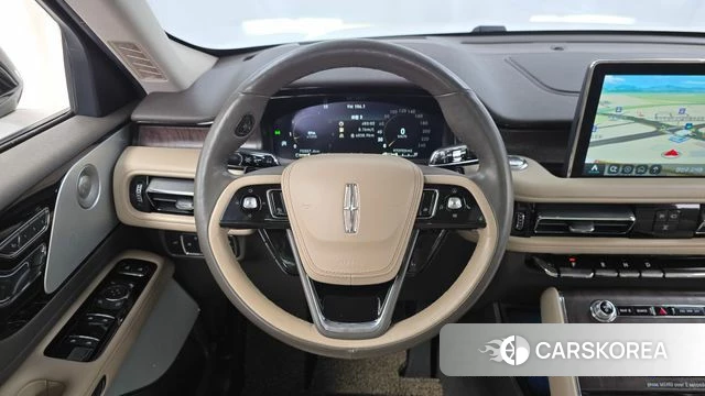 Lincoln Aviator 2nd generation 2022 Белый из Кореи, фото 3