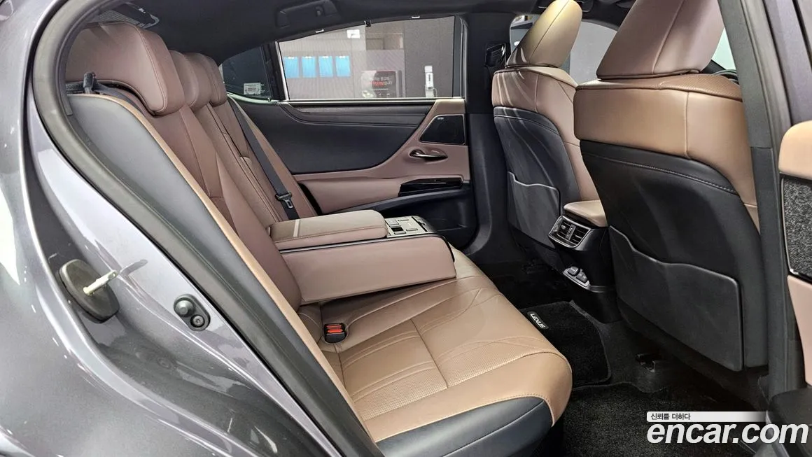 Lexus ES300h 7th generation id 1894894 из Кореи 3