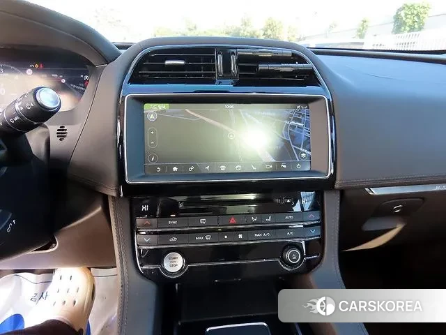 Jaguar F-PACE id 3329718 из Кореи 3