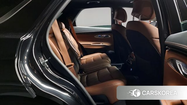 Genesis GV70 2022 Черный из Кореи, фото 3