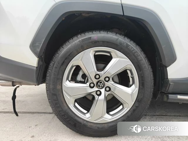 Toyota RAV4 Rongfang 2021 Белый из Китая, фото 3