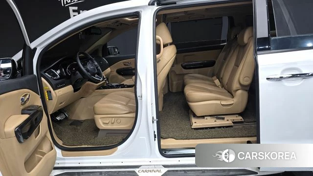 Kia All New Carnival 2018 Белый из Кореи, фото 3