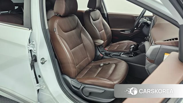 Hyundai The New Ionic Hybrid 2020 Белый из Кореи, фото 3