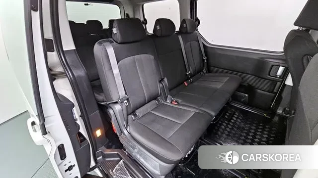 Hyundai Staria 2025 Белый из Кореи, фото 3