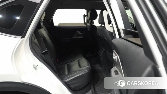 Kia Niro Plus 2022 Белый из Кореи, фото 3