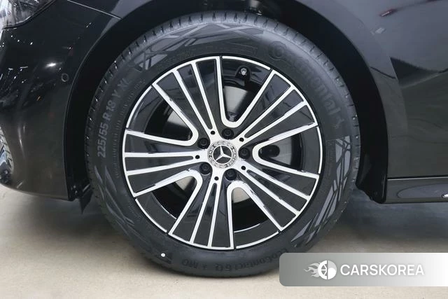 Mercedes-Benz E-class id 3920171 из Китая 3