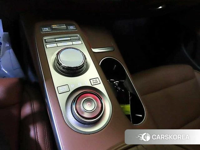 Genesis GV70 2023 Белый из Кореи, фото 3