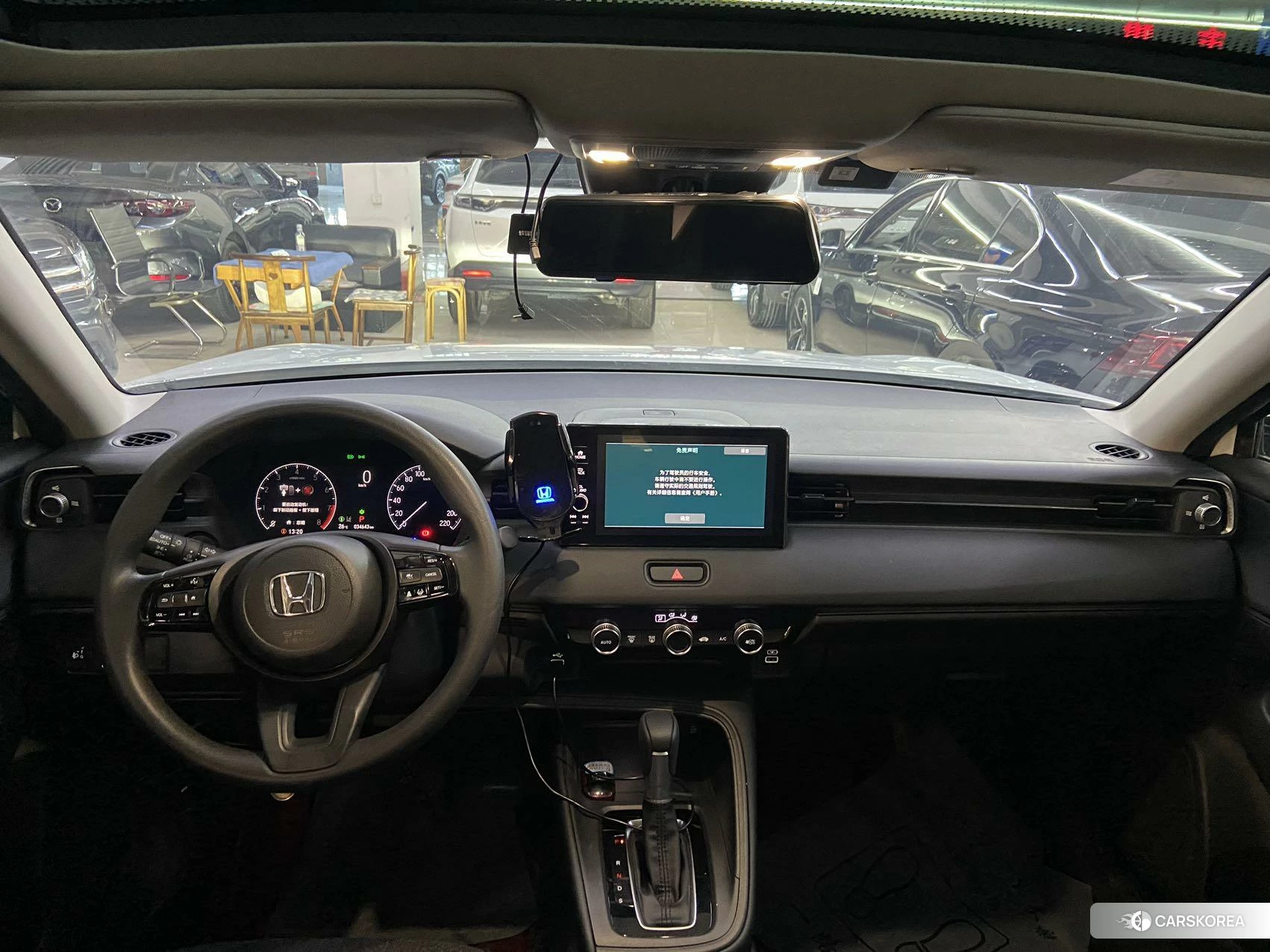 Honda Vezel 2023 Белый из Китая, фото 3