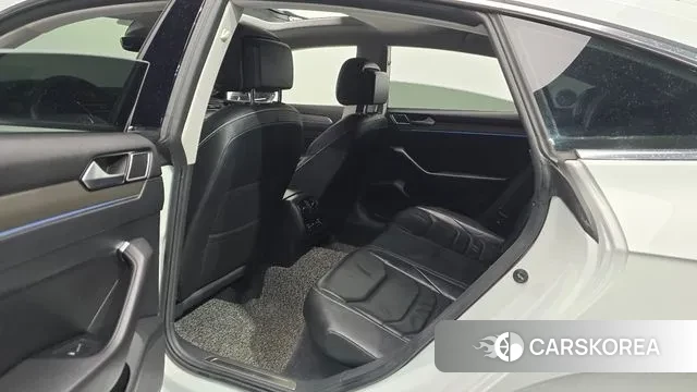 Volkswagen Arteon 2019 Белый из Кореи, фото 3