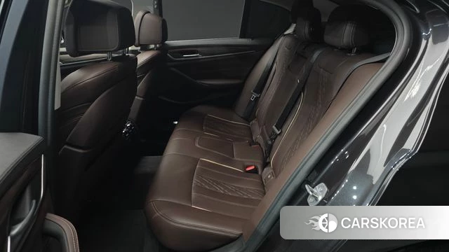BMW 5 Series (G30) 2019 Серый из Кореи, фото 3