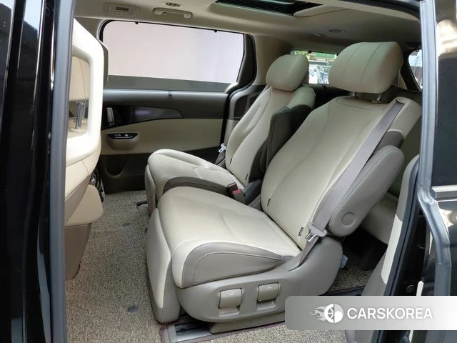 Kia Carnival 4th generation 2022 Черный из Кореи, фото 3