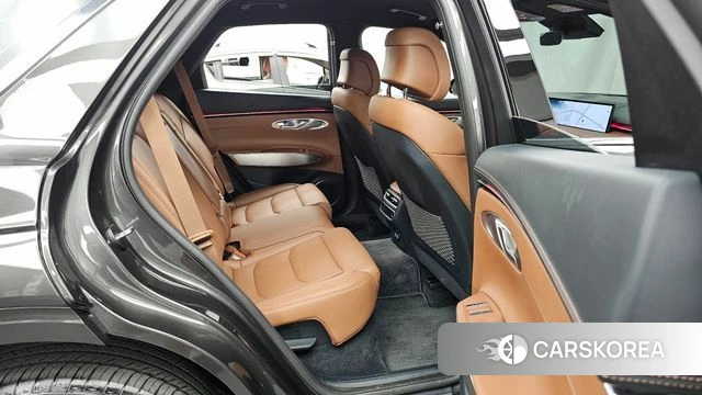 Genesis GV70 2025 Серый из Кореи, фото 3