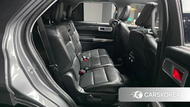 Ford Explorer 6th Generation 2021 Серый из Кореи, фото 3