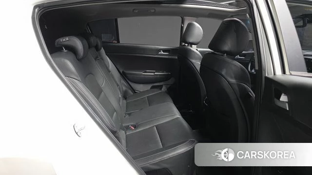 Kia Sportage The Bold 2021 Белый из Кореи, фото 3