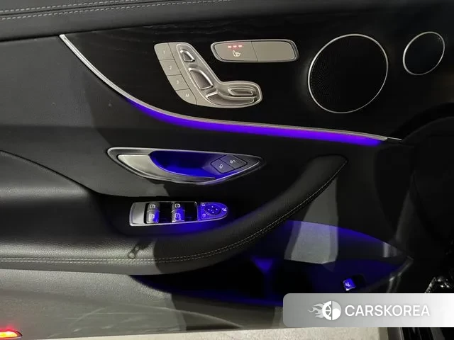 Mercedes-Benz E-Class W213 2018 Черный из Кореи, фото 3