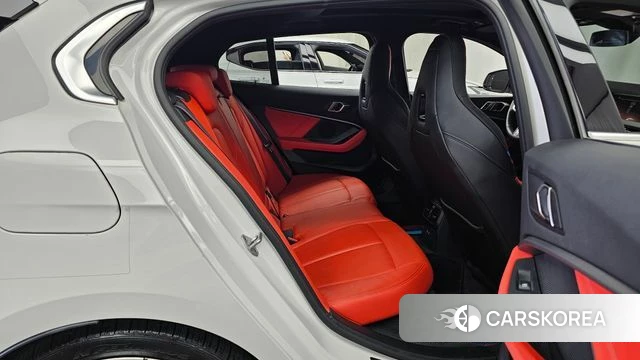 BMW 1 Series (F40) 2022 Белый из Кореи, фото 3