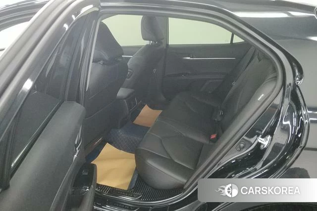 Toyota Camry 2023 Черный из Китая, фото 3