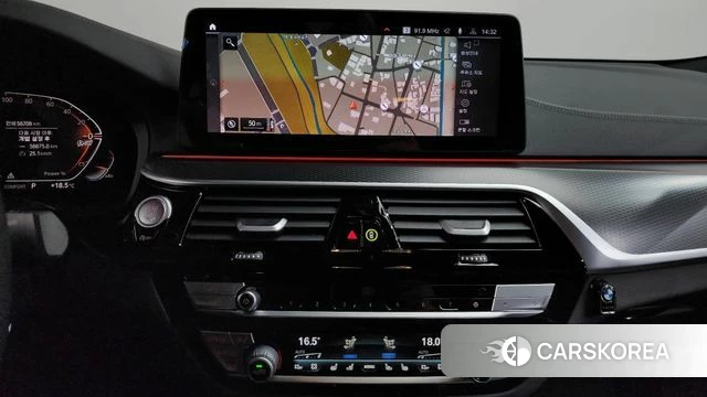 BMW 6 Series GT (G32) 2023 Черный из Кореи, фото 3