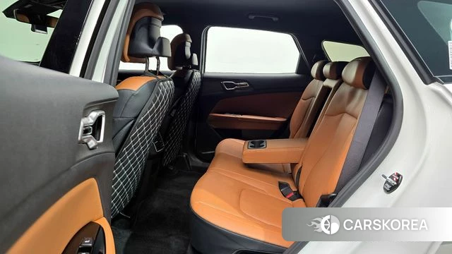 Kia Sportage 5th Generation 2022 Белый из Кореи, фото 3