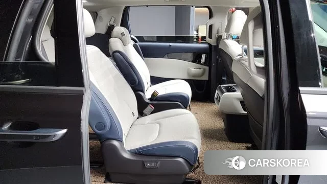 Kia The New Carnival 4th Generation 2024 Серый из Кореи, фото 3