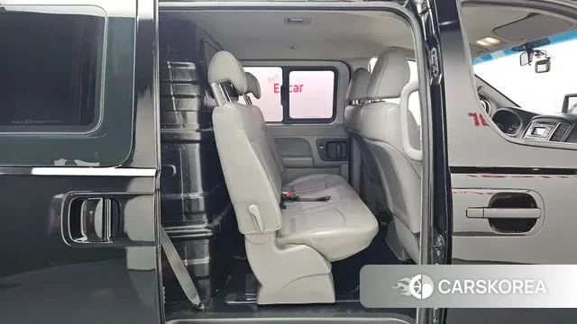 Hyundai The New Grand Starex 2020 Черный из Кореи, фото 3