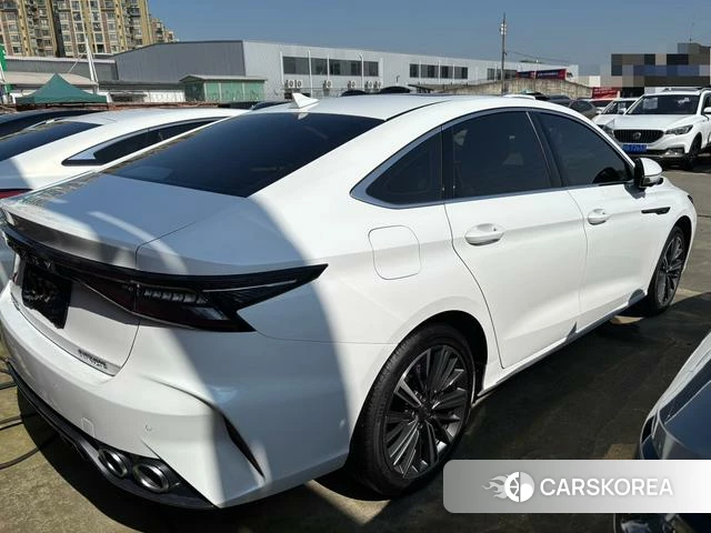 Chery Arrizo 8 2025 Белый из Китая, фото 3