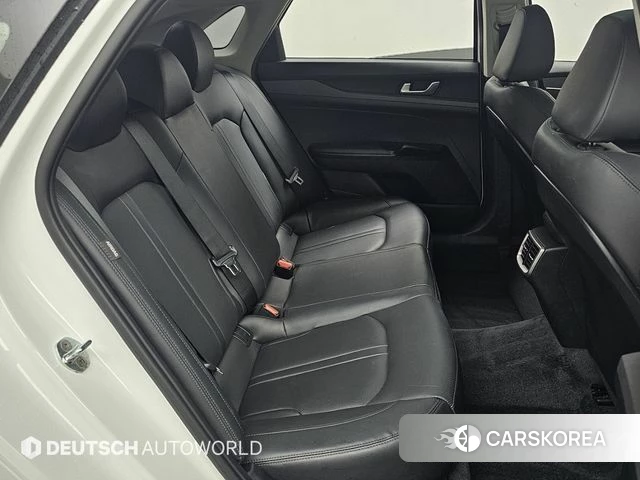 Kia K5 3rd generation 2021 Белый из Кореи, фото 3