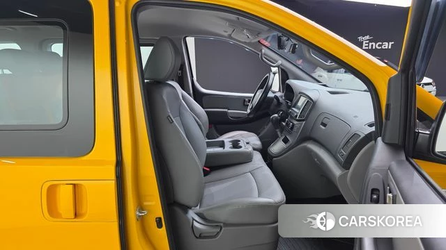 Hyundai The New Grand Starex 2019 Желтый из Кореи, фото 3