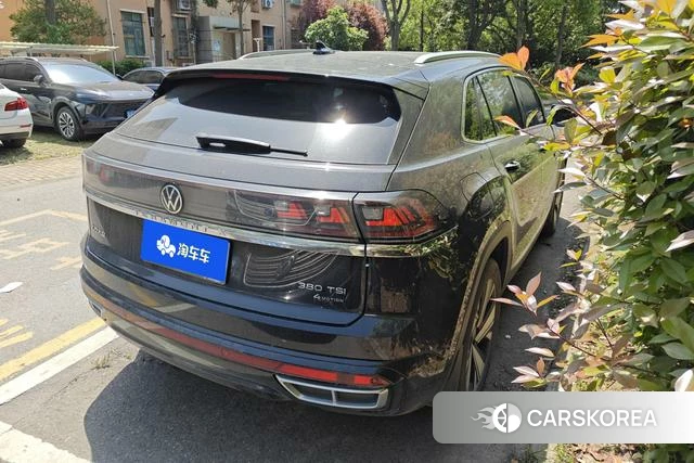 Volkswagen Tourang 2024 Черный из Китая, фото 3