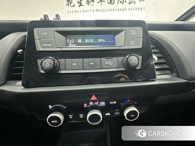Honda Fit 2023 Белый из Китая, фото 3