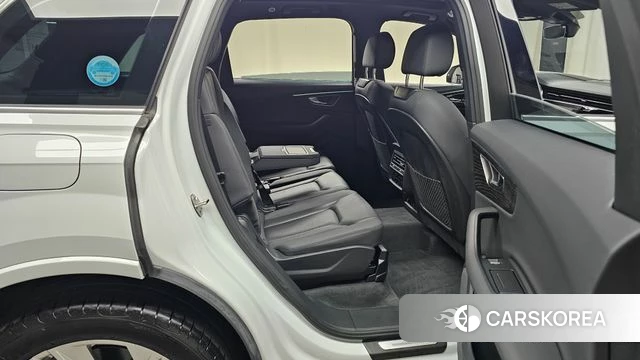 Audi Q7 (4M) 2021 Белый из Кореи, фото 3