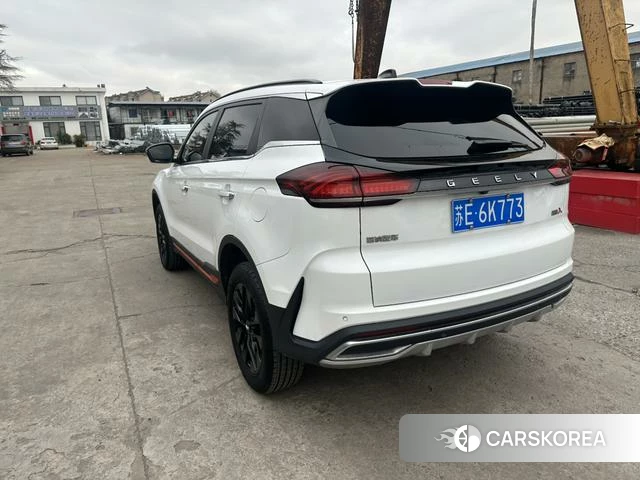 Geely Automobile Boyue 2023 Белый из Китая, фото 3