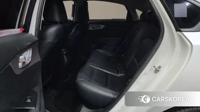 Kia The New K3 2nd generation 2021 Белый из Кореи, фото 3