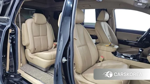 Kia The New Carnival 2019 Черный из Кореи, фото 3