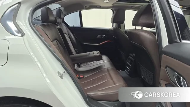 BMW 3 Series (G20) 2020 Белый из Кореи, фото 3