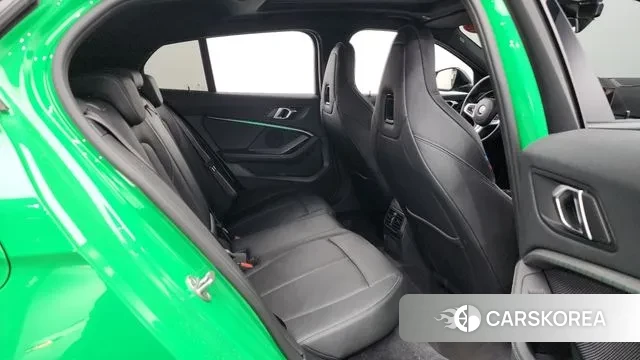 BMW 1 Series (F40) 2022 Зеленый из Кореи, фото 3